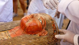 30 sarcófagos de madeira de 3 mil anos são encontrados no Egito