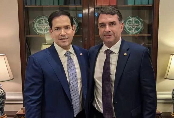 Pupilos de Trump tentam influenciar eleição e fazer de Flávio o fantoche ideal para EUA intervirem no Brasil
