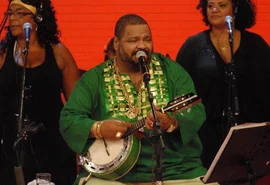 Morre Arlindo Cruz, um dos maiores sambistas brasileiros, aos 66 anos