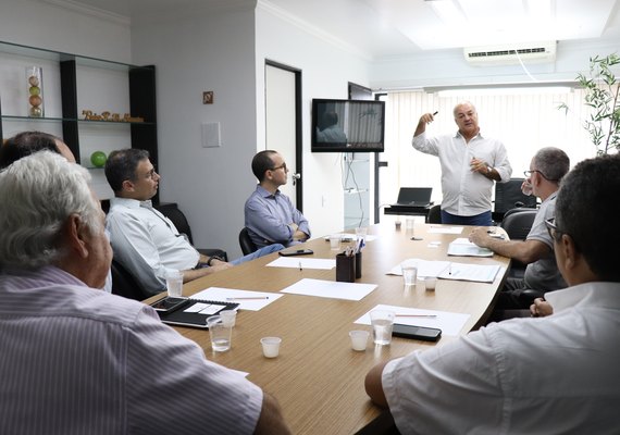 Representantes do governo americano conhecem realidade do setor canavieiro de AL