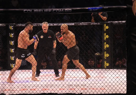Coliseu Extreme Fight volta ao Rancho com quatro lutas profissionais