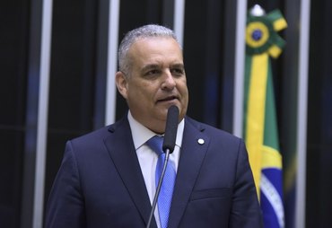 Nova lei endurece penas para roubos e golpes digitais no país