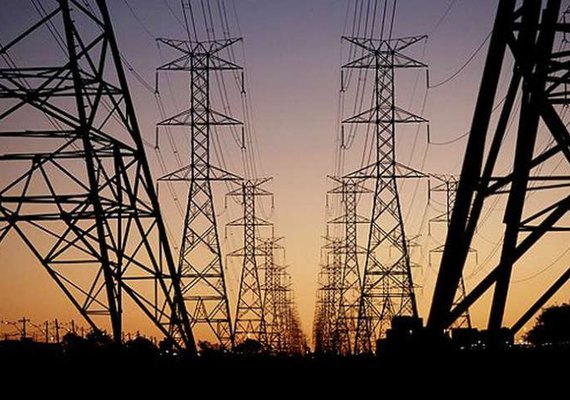 Privatização da Eletrobras pode ocorrer até meados de agosto