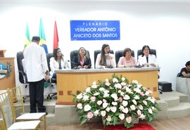 Sessão Solene homenageia Dia Internacional da Mulher na Câmara de Vereadores de Pilar