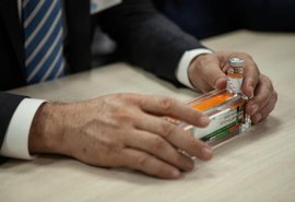 Prefeito de Pilar firma acordo para comprar doses da CoronaVac