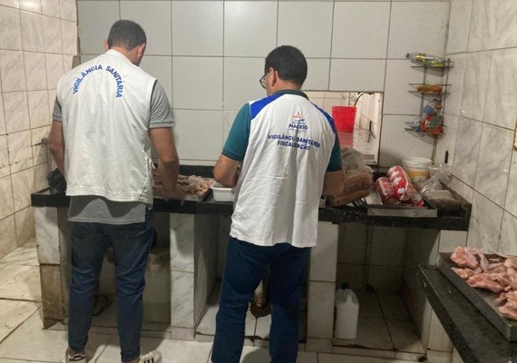 Vigilância Sanitária apreende 90 kg de carne estragada em Maceió