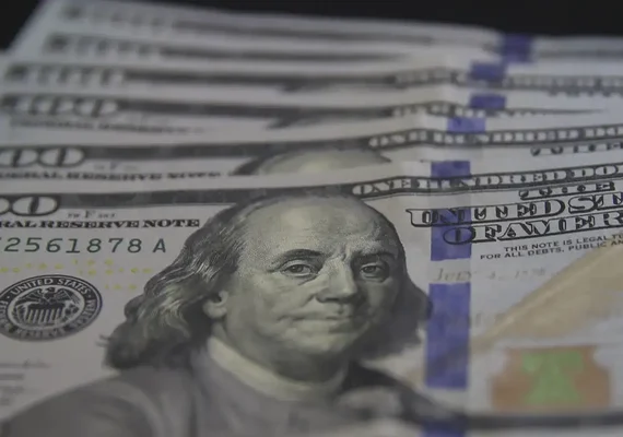 China cria mecanismos financeiros na África para não depender de dólar