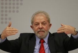 Lula diz que será candidato e recuperará soberania do Brasil