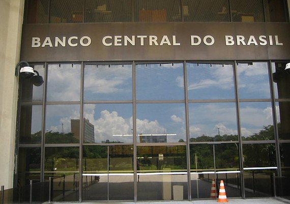 Índice de atividade econômica do BC sobe 0,36% em fevereiro