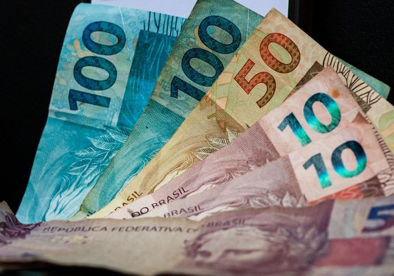 Reajuste dos servidores, proposto pelo Governo de Alagoas, é aprovado na Assembleia Legislativa