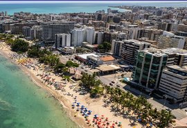 Moradores e empresários de Maceió se mobilizam contra medidas da Prefeitura na orla da Ponta Verde