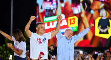 Ao ignorar ex-prefeito e abraçar Renan Filho em Maceió, Lula trata JHC como 'figura menor' fadada ao fracasso eleitoral
