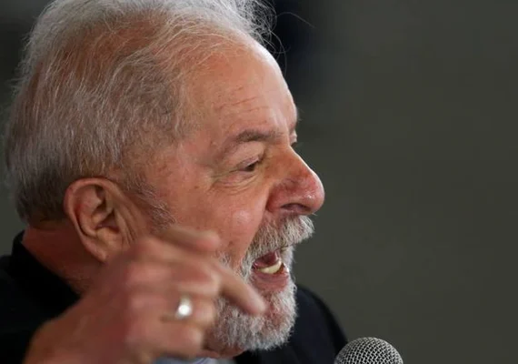 Privatização: segundo ex-presidente, eletrobras foi vendida a 'preço de banana'