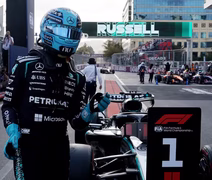 Russell fatura a pole do GP do Azerbaijão e Bortoleto larga em 17º