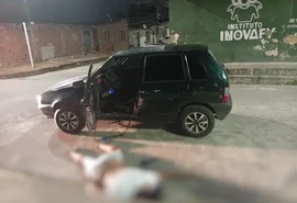 Jovem é morto a tiros enquanto dirigia no Conjunto Denisson Menezes, em Maceió