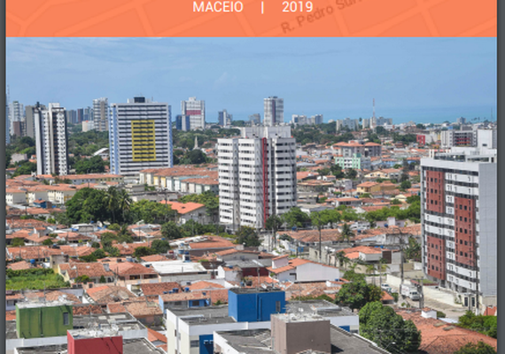 Defesa civil distribui  guia com informações úteis para os moradores de Bebedouro, Mutange e Pinheiro