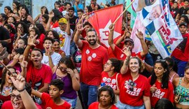 Basile participa de caminhada histórica a favor de Lula em Colônia Leopoldina