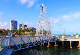 Justiça suspende temporariamente instalação da árvore de natal no Marco dos Corais