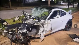 Acidente com veículo Porsche a 250 km/h deixa 1 morto e outro ferido