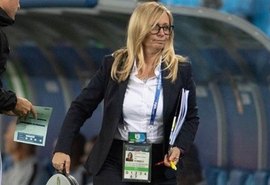 Tia Iva: quem é a única mulher com lugar no banco de reservas na Copa