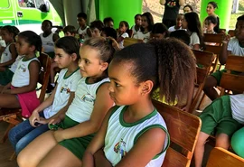 Cooperativa financeira leva educação financeira a mais de meio milhão de pessoas durante SENEF 2025