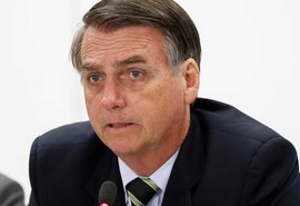 Nas redes sociais, Bolsonaro defende trabalho infantil