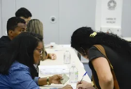 Alagoas vira página histórica: maioria dos eleitores tem médio e superior