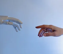 'Gêmeo digital': IA pode replicar personalidades humanas com 85% de precisão