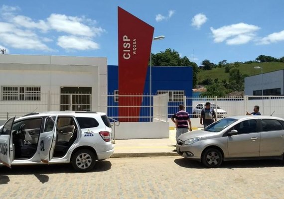 Homem vai registrar ocorrência e termina preso em Viçosa