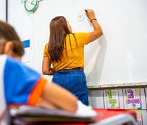 Prefeitura de Maceió abre seleção com 5,7 mil vagas na educação