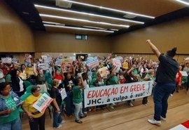 Justiça determina suspensão da greve dos profissionais da educação de Maceió e estabelece pena de multa diária