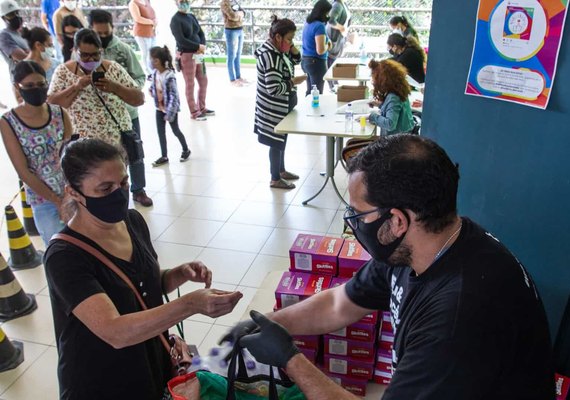 IBGE: setor de serviços cresce 1,7% em outubro