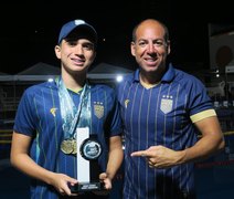 Felipe Knowles bate 10 recordes e conquista troféu de melhor índice técnico em Maceió