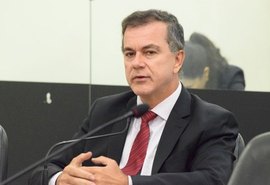 Ronaldo Medeiros defende Sesau sobre suspeitas de 'supersalários'