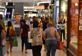 Maceió registra 4 meses seguidos de queda no endividamento das famílias, diz Fecomércio