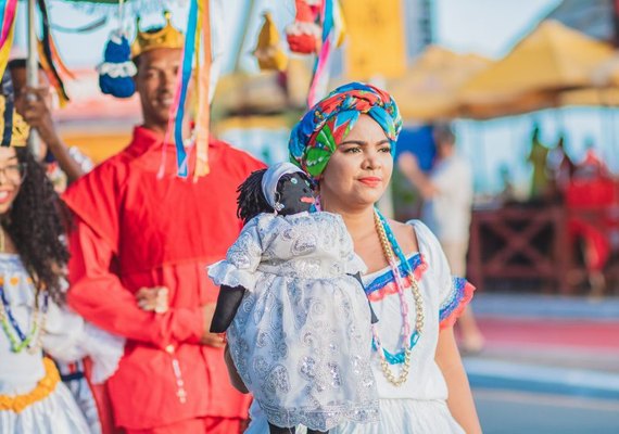 Desfile contagia bairros de Maceió com o espírito do Natal