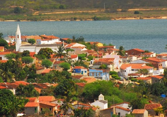 Festa das Cores é opção de diversão e alegria às margens do Velho Chico