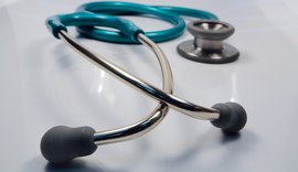 MEC aplica punições a 99 cursos de medicina após Enamed 2025