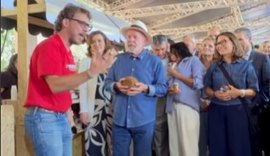 Durante a Feira da Embrapa, repentista destaca feitos e programas do governo Lula