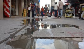 Comerciantes do Centro de Maceió clamam por reformas urgentes no calçadão