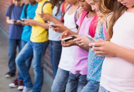 ‘Adultização’: saiba quais são os impactos do fenômeno nas redes sociais e na vida de crianças e adolescentes