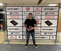 Técnico do CRB, Eduardo Barroca inicia temporada 2026 com lançamento de livro em Maceió