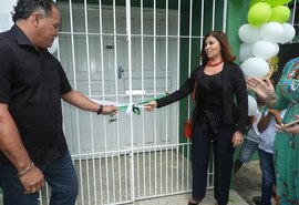 Prefeito amplia alianças para tentar reeleição