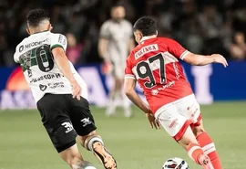 CRB barra o líder Coritiba fora de casa, mas vê sonho do acesso ficar mais distante