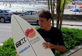 Unindo surf e vida saudável, Arno Anhelli anuncia parceria oficial com o Poke Garden