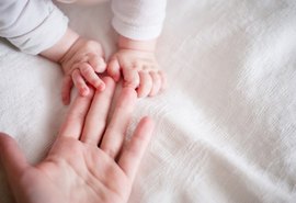 Bebê de 1 mês é uma das vítimas da Covid-19 no estado; Alagoas já contabiliza 949 novos casos da doença