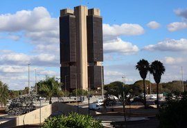 Inflação de 2025 ficará abaixo do teto da meta, em 4,46%