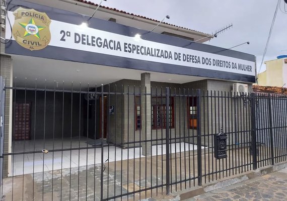 Homem é preso acusado de stalking, extorsão e violência psicológica contra ex-namorada