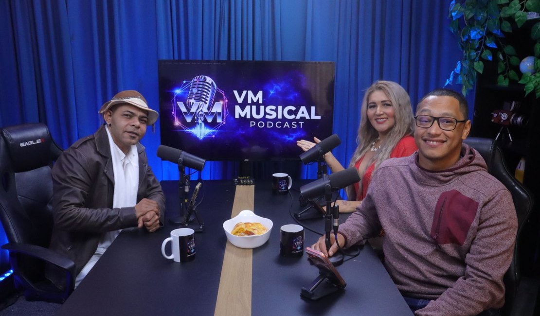 Caneta Azul ficou no passado? Vitória Vik surge ao lado de Gonzaguinha Filho e romance vira assunto nos bastidores