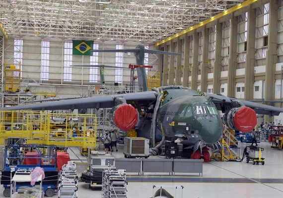 Exportações da indústria de defesa brasileira crescem 29% no primeiro semestre de 2026